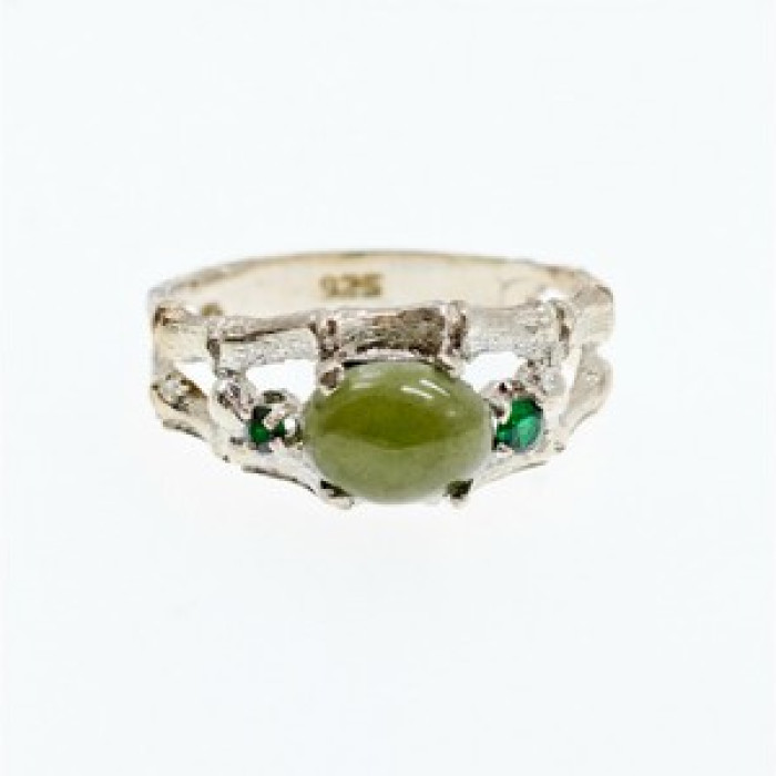 925 Sterling Silver Nephrite ( Jade ) & Emeralds Ring Size 8