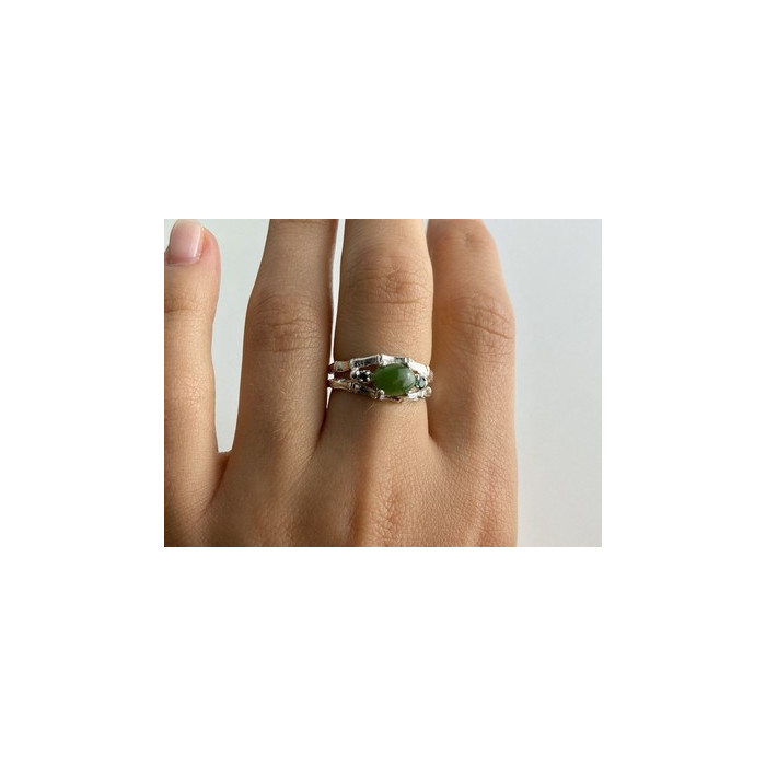 925 Sterling Silver Nephrite ( Jade ) & Emeralds Ring Size 8