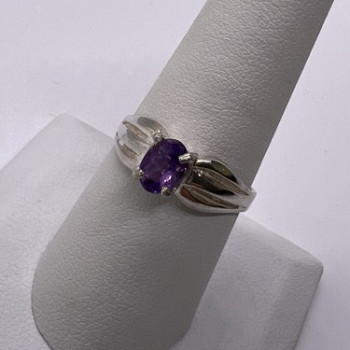925 Sterling Silver Amethyst Ring Size 8