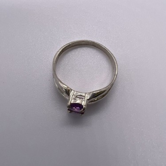 925 Sterling Silver Amethyst Ring Size 8