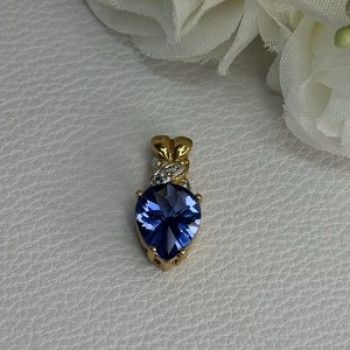 925 Sterling Silver Gold Plated Blue Spinel Pendant Length 0.75 Inch