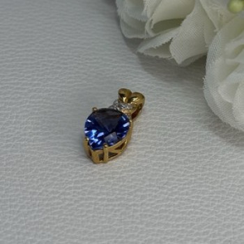 925 Sterling Silver Gold Plated Blue Spinel Pendant Length 0.75 Inch