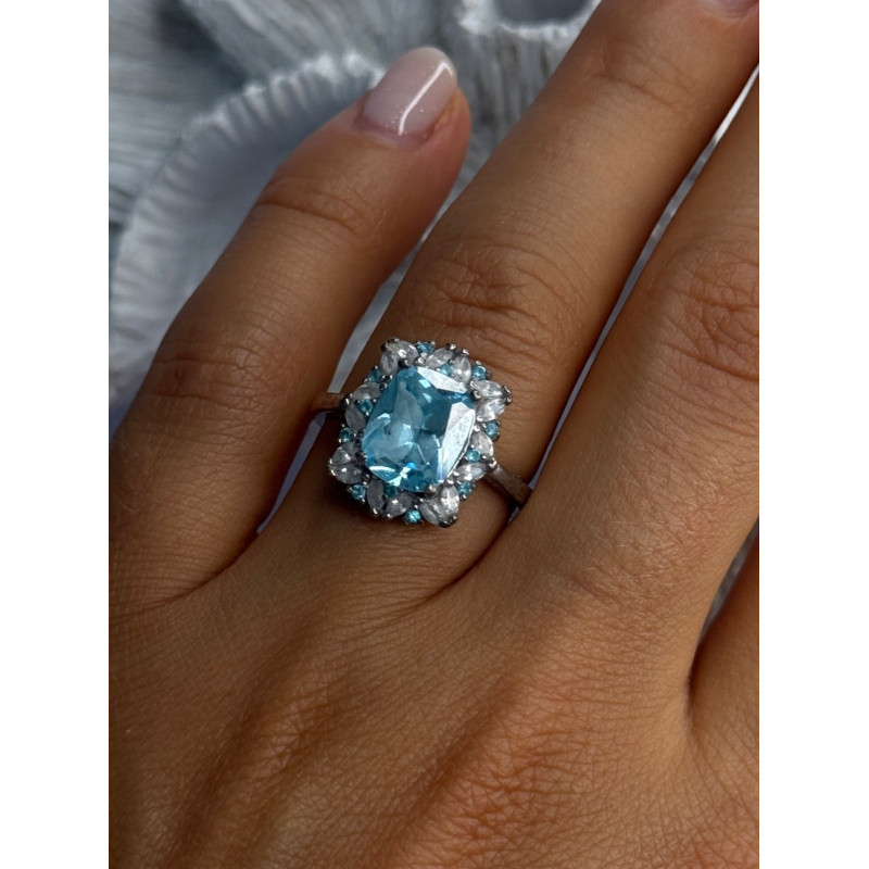 Beautiful 925 Sterling Silver Topaz & Beryl Ring Size 8