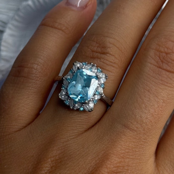 Beautiful 925 Sterling Silver Topaz & Beryl Ring Size 8