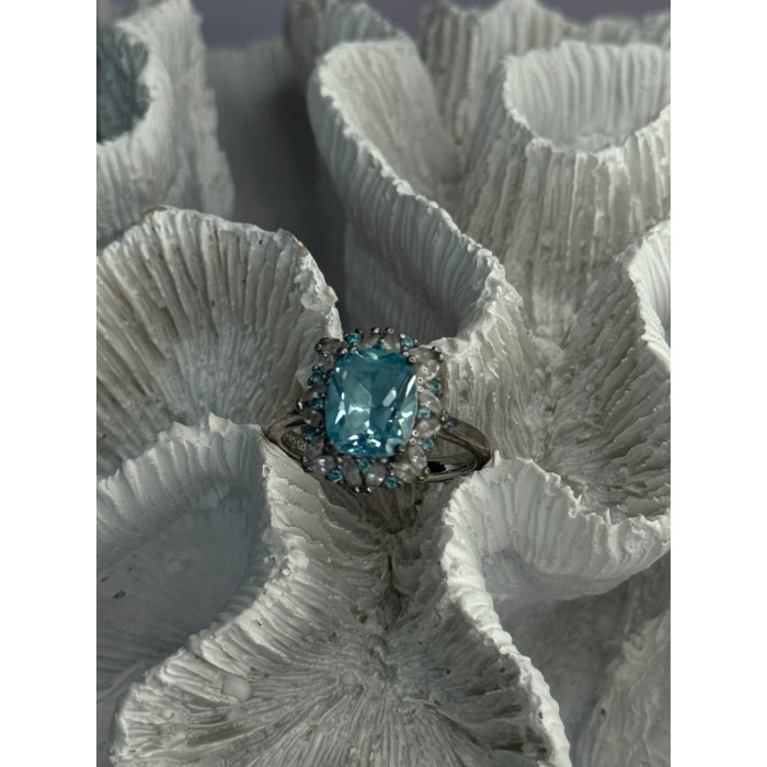 Beautiful 925 Sterling Silver Topaz & Beryl Ring Size 8