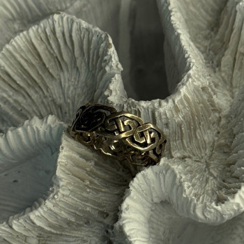 Elegant 925 Sterling Silver Ring Size 7