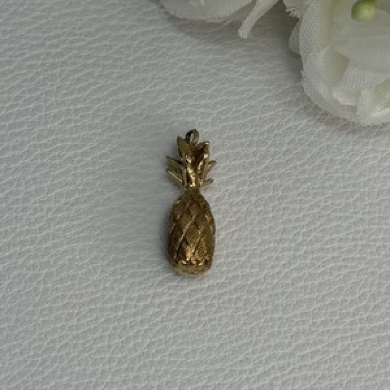 14K Yellow Gold Pineapple Pendant Length 0.85