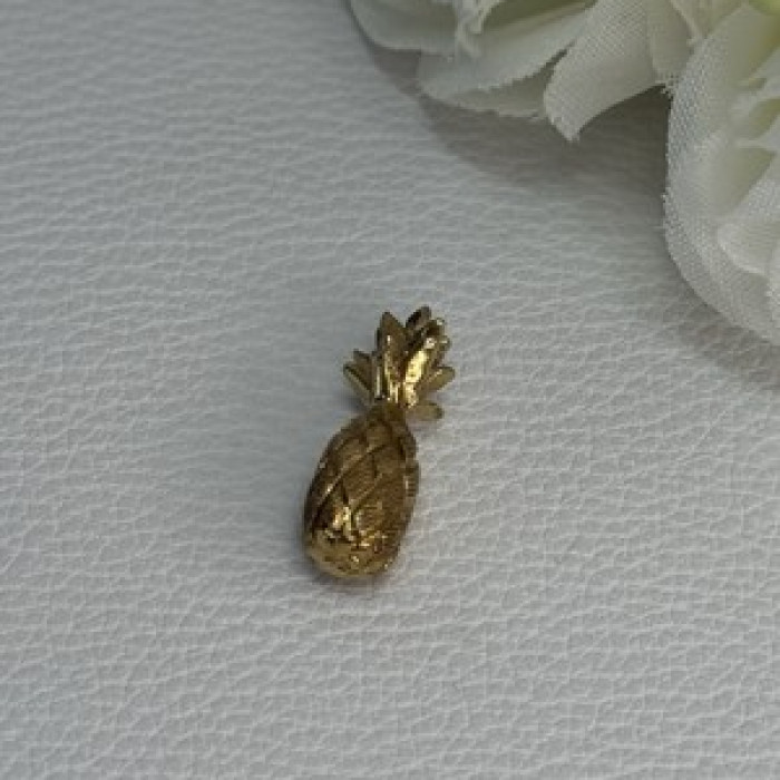 14K Yellow Gold Pineapple Pendant Length 0.85