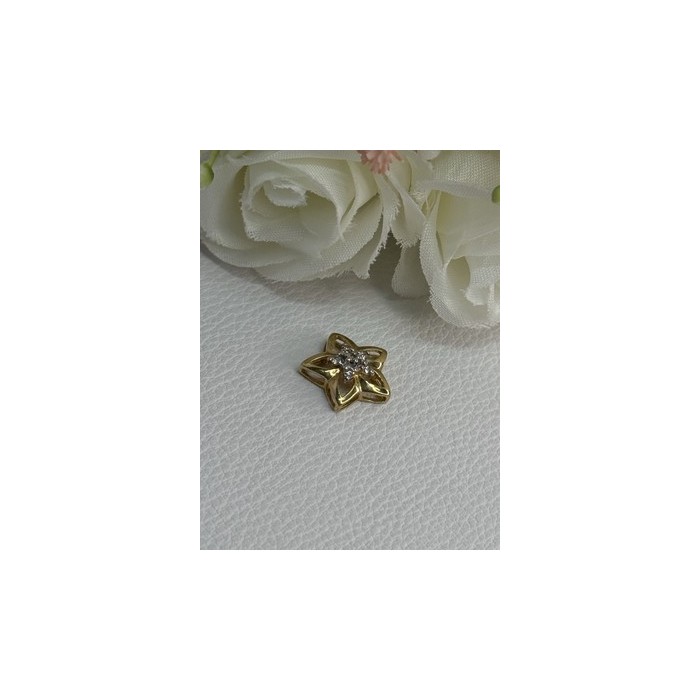 10K YELLOW GOLD DIAMOND STAR PENDANT LENGTH 0.50 INCH