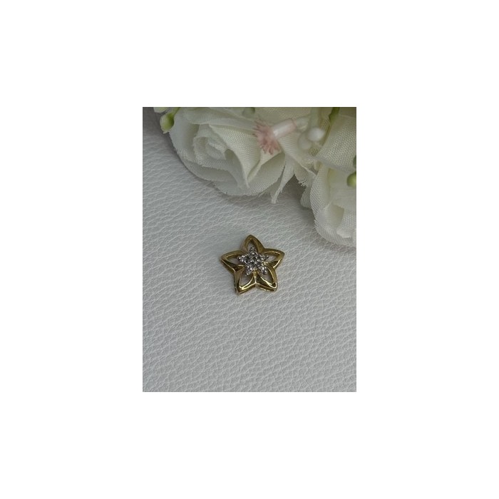 10K YELLOW GOLD DIAMOND STAR PENDANT LENGTH 0.50 INCH