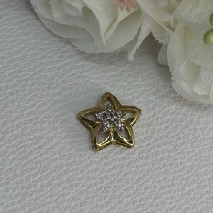10K Yellow Gold Diamond Star Pendant Length 0.50 Inch