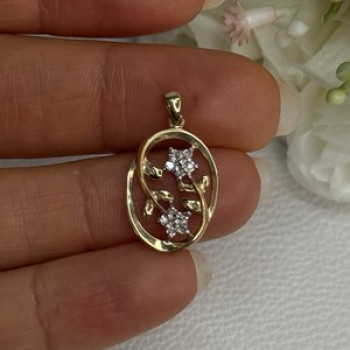 10K Yellow Gold Diamonds Flowers Pendant Length 0.95 Inch