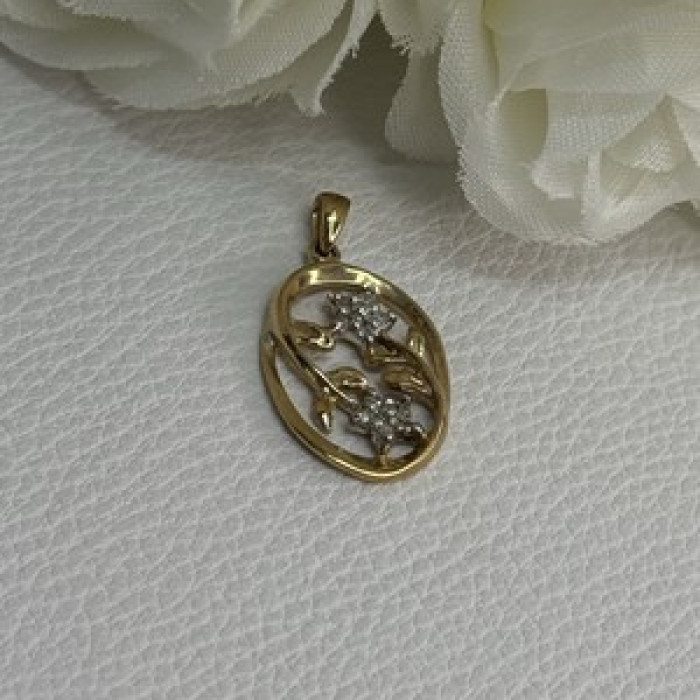 10K Yellow Gold Diamonds Flowers Pendant Length 0.95 Inch
