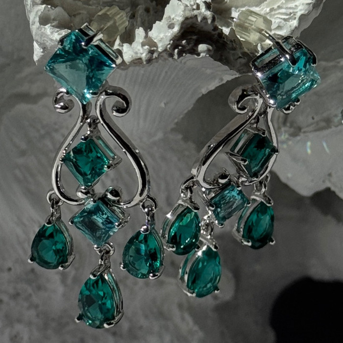 Shiny 925 Sterling Silver Aquamarine & Emerald Earrings