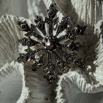 925 Sterling Silver Snowflake Marcasite Pendant