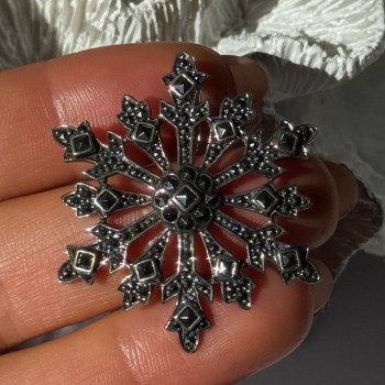 925 Sterling Silver Snowflake Marcasite Pendant