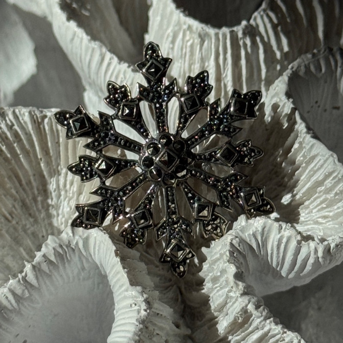 925 Sterling Silver Snowflake Marcasite Pendant