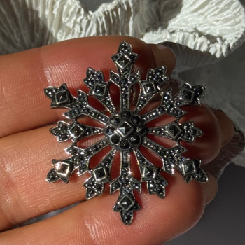 925 Sterling Silver Snowflake Marcasite Pendant