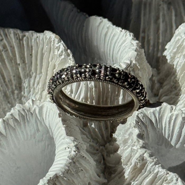 925 Sterling Silver Marcasite Band Ring Size 8