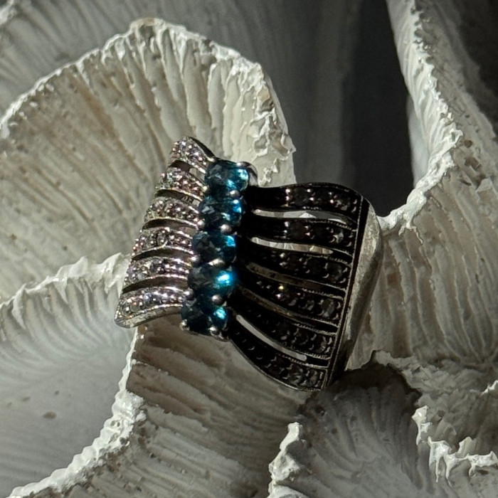 925 Sterling Silver Topaz & Beryl Ring Size 7