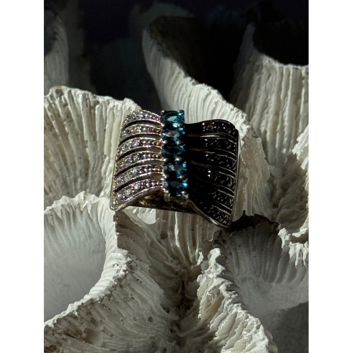 925 Sterling Silver Topaz & Beryl Ring Size 7