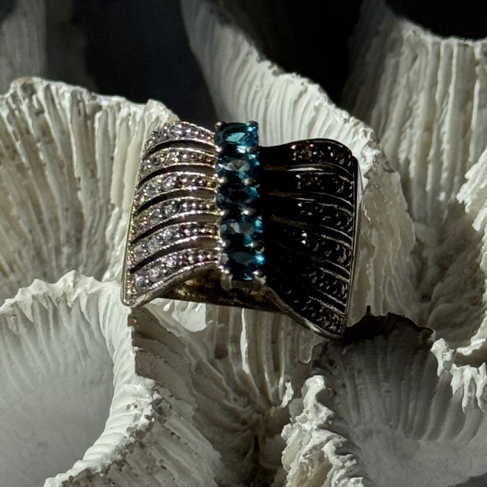 925 Sterling Silver Topaz & Beryl Ring Size 7