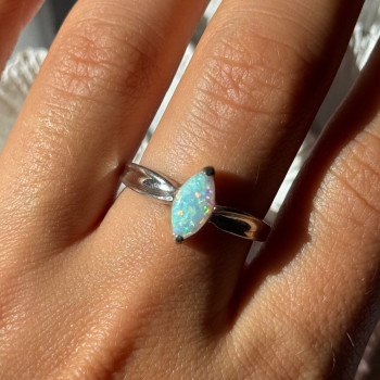 925 Sterling Silver Opal Ring Size 9