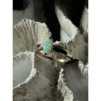 925 Sterling Silver Opal Ring Size 9