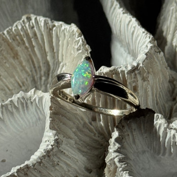925 Sterling Silver Opal Ring Size 9