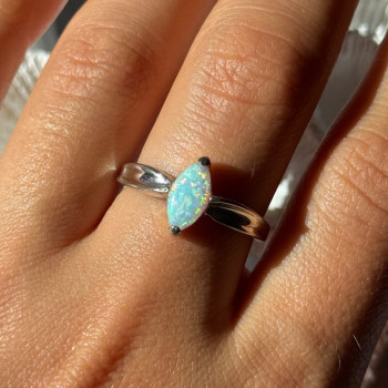 925 Sterling Silver Opal Ring Size 9