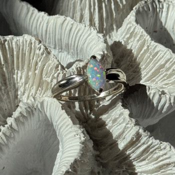 925 Sterling Silver Opal Ring Size 9