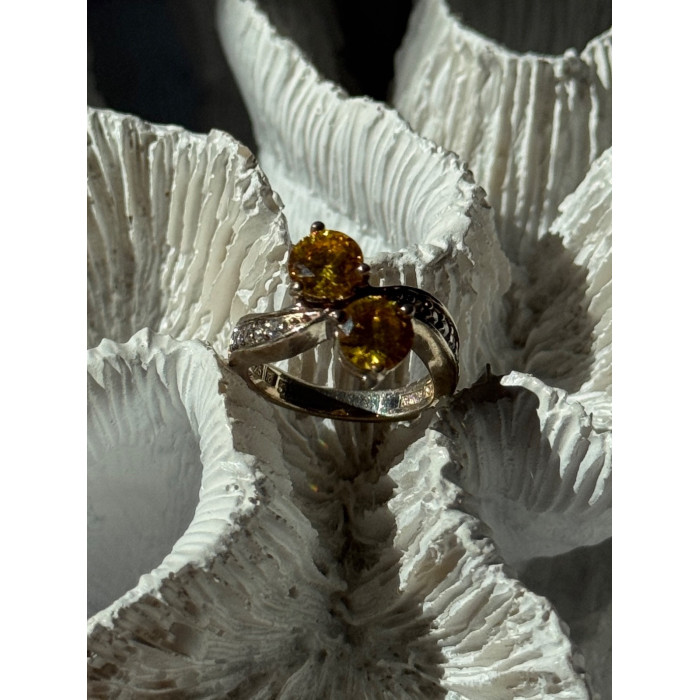 Shiny 925 Sterling Silver Cz Ring Size 4.5