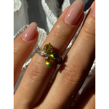 Shiny 925 Sterling Silver Cz Ring Size 4.5