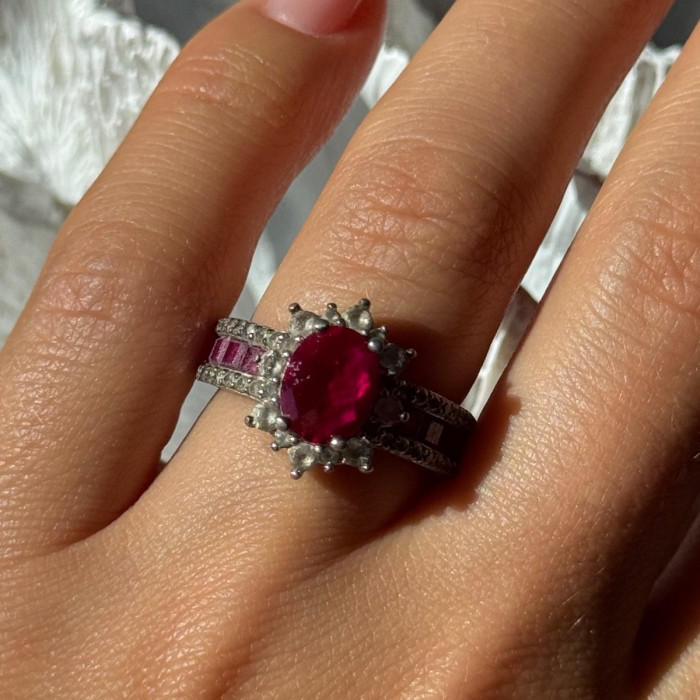 925 Sterling Silver Ruby & Beryl Flower Ring Size 7