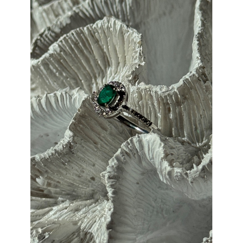 925 Sterling Silver Emerald & Diamond Ring Size 6.5