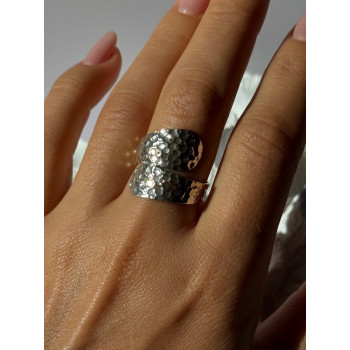 Elegant Design 925 Sterling Silver Ring Sizable
