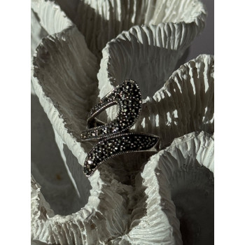 Beautiful Design 925 Sterling Silver Marcasite Ring Size 7.5