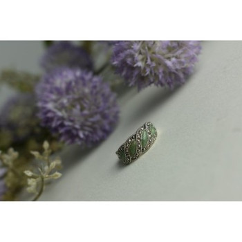 925 Sterling Silver Green Nephrite ( Jade ) & Marcasites Ring Size 8.5