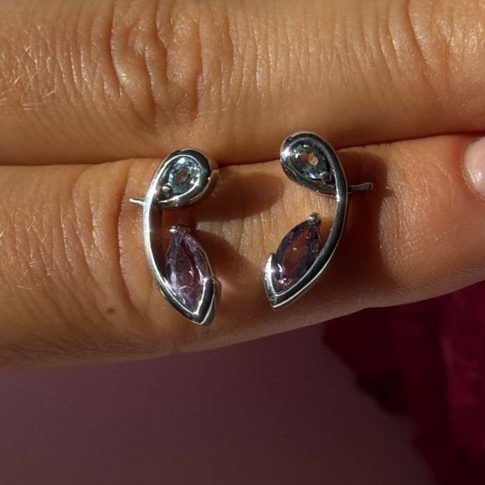 925 Sterling Silver Amethyst & Topaz Earrings Length 0.70 Inch