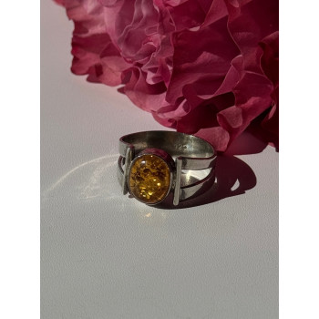 925 Sterling Silver Amber Ring Size 9.5