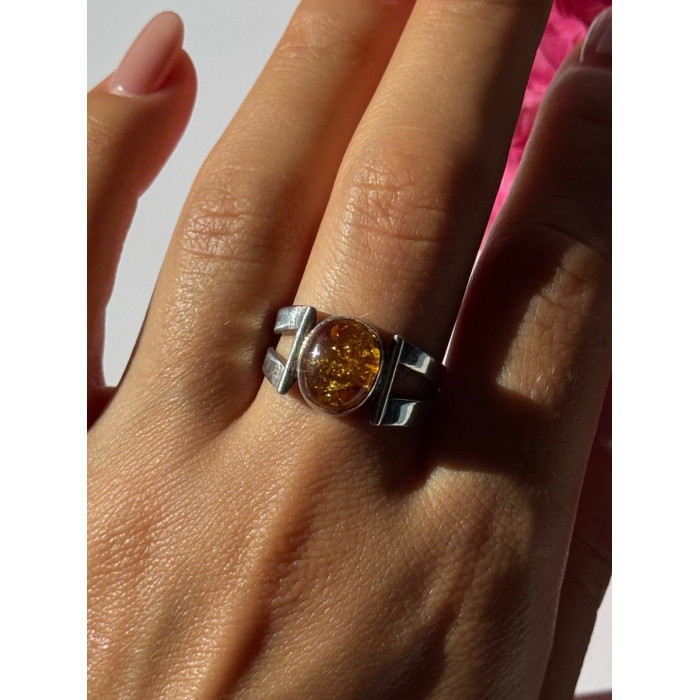 925 Sterling Silver Amber Ring Size 9.5