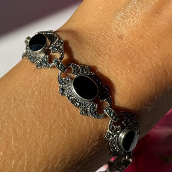 Vintage 925 Sterling Silver Onyx & Marcasite Bracelet 7 Inch