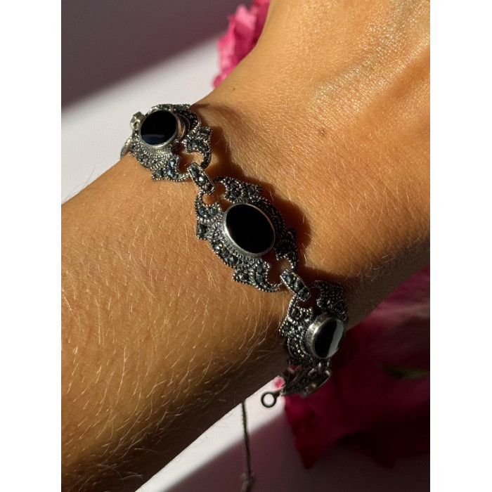 Vintage 925 Sterling Silver Onyx & Marcasite Bracelet 7 inch