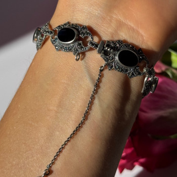 Vintage 925 Sterling Silver Onyx & Marcasite Bracelet 7 Inch