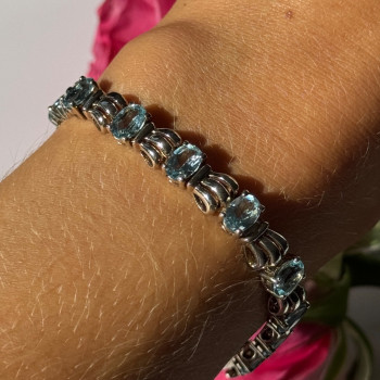 925 Sterling Silver Blue Topaz Bracelet 7.5 Inch