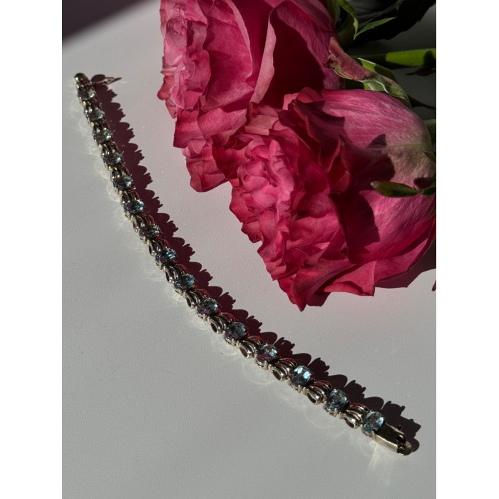 925 Sterling Silver Blue Topaz Bracelet 7.5 inch
