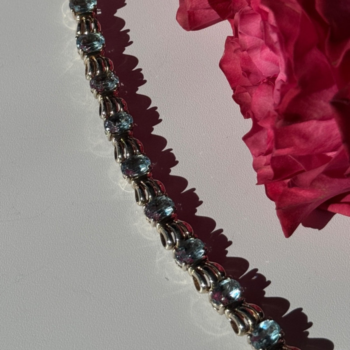 925 Sterling Silver Blue Topaz Bracelet 7.5 Inch