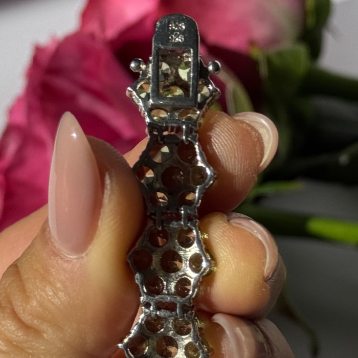 925 Sterling Silver Peridot Flower Bracelet 7.5 Inch