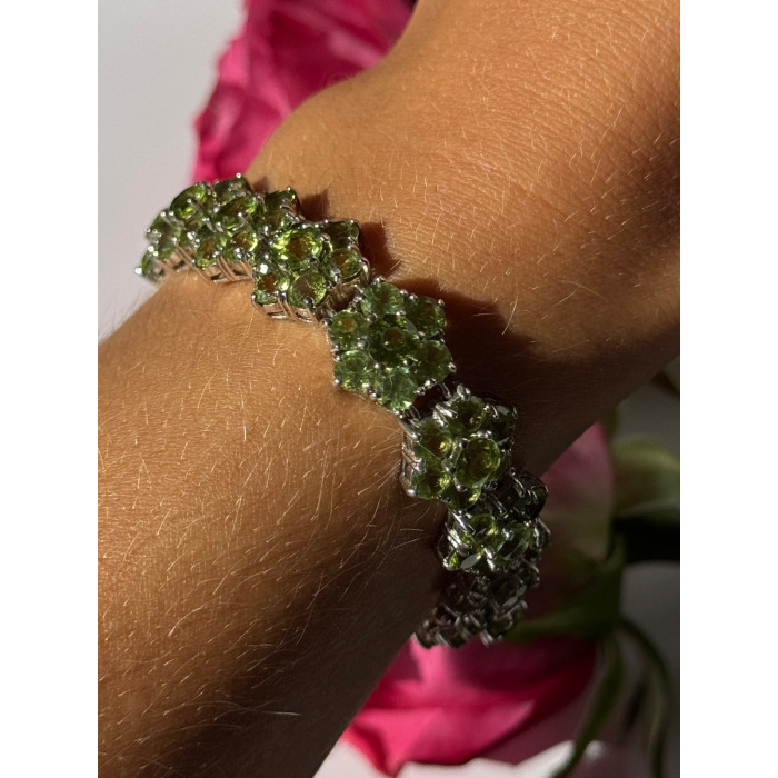 925 Sterling Silver Peridot Flower Bracelet 7.5 inch