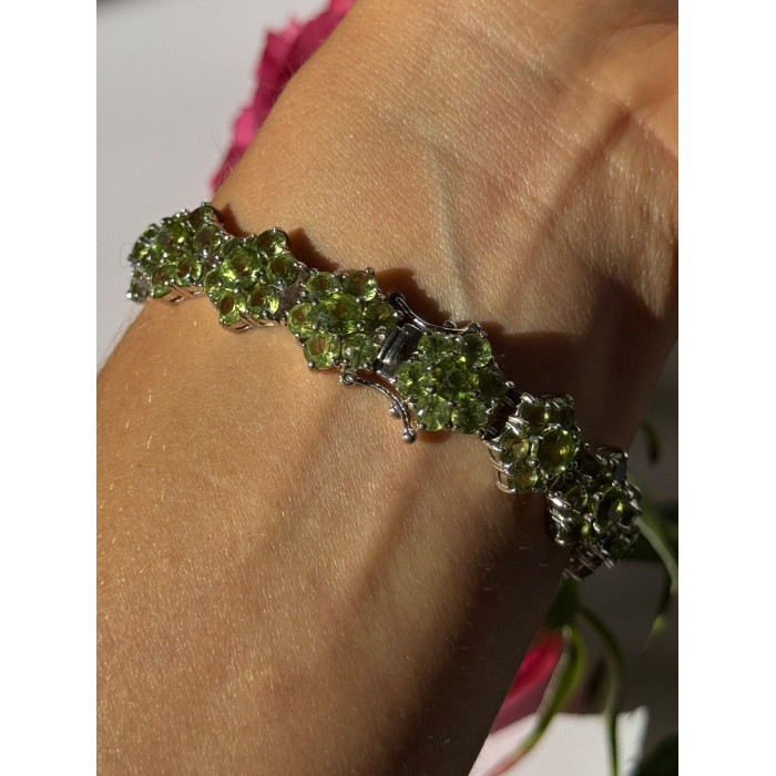 925 Sterling Silver Peridot Flower Bracelet 7.5 inch